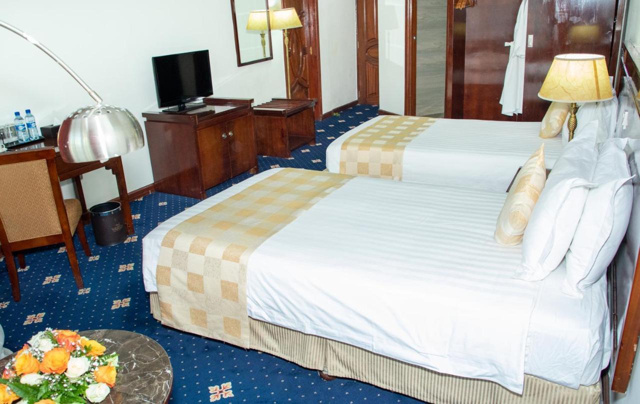 Weston Hotel Nairobi Bagian luar foto